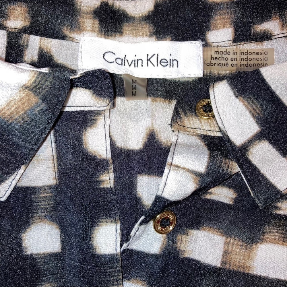 Calvin Klein button down tunic - Picture 5 of 6